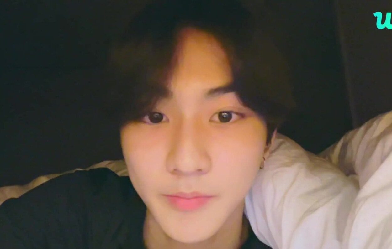 230604 [Weverse Live: Jungwon] Late Night's Garden