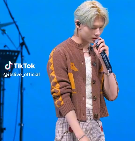 230603 it’s Live TikTok: Ni-ki