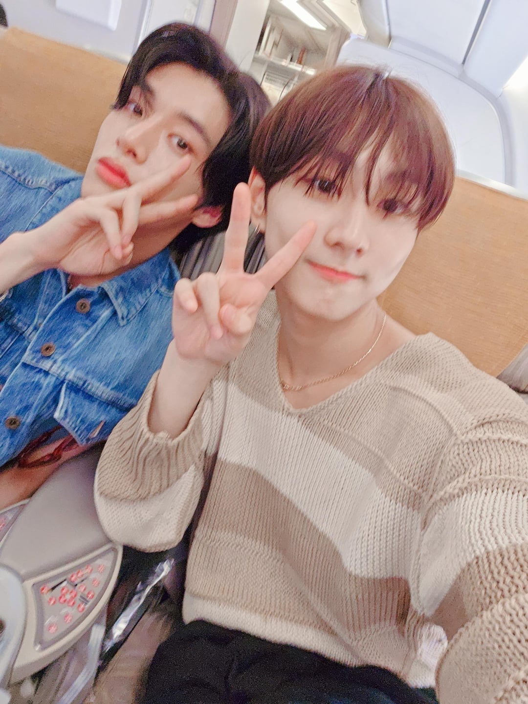 230831 Weverse: Jungwon with Jake