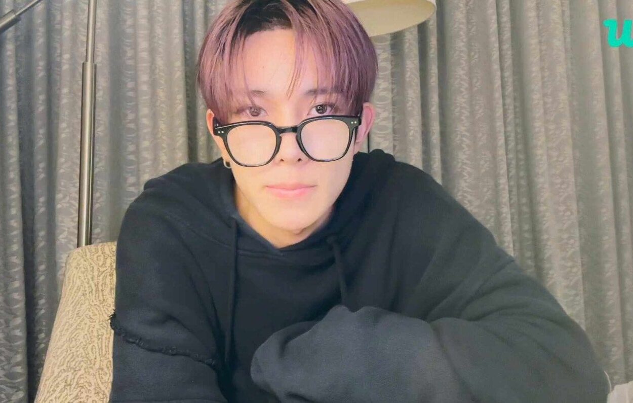 231019 [Weverse Live: Heeseung] At the hotel