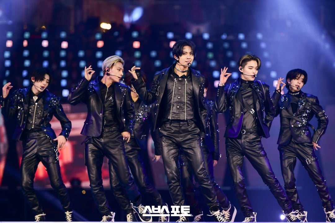 240108 SBSNOW_PHOTOS Twitter Updates With ENHYPEN - 2023 SBS Gayo Daejeon Performance Photos