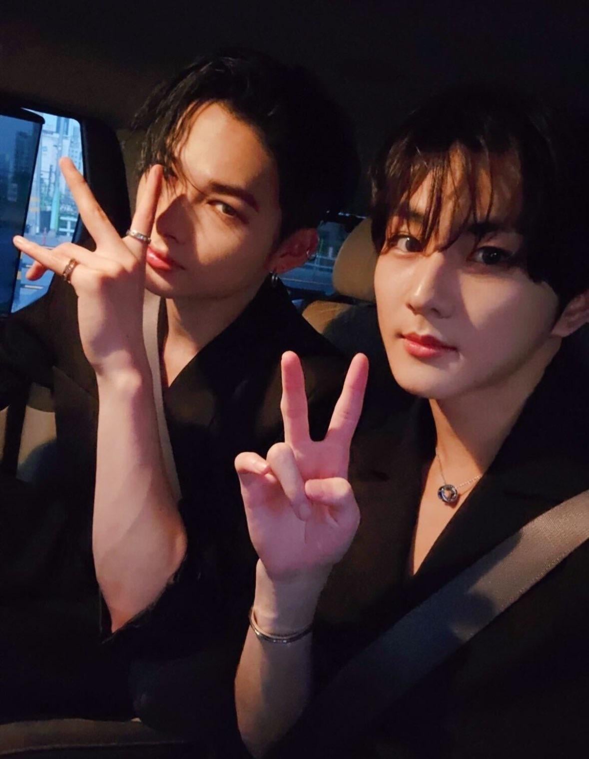 240314 Instagram Story: Jungwon and Ni-ki