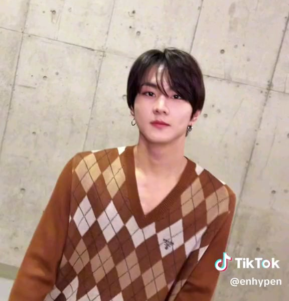 240611 Tiktok: ENHYPEN