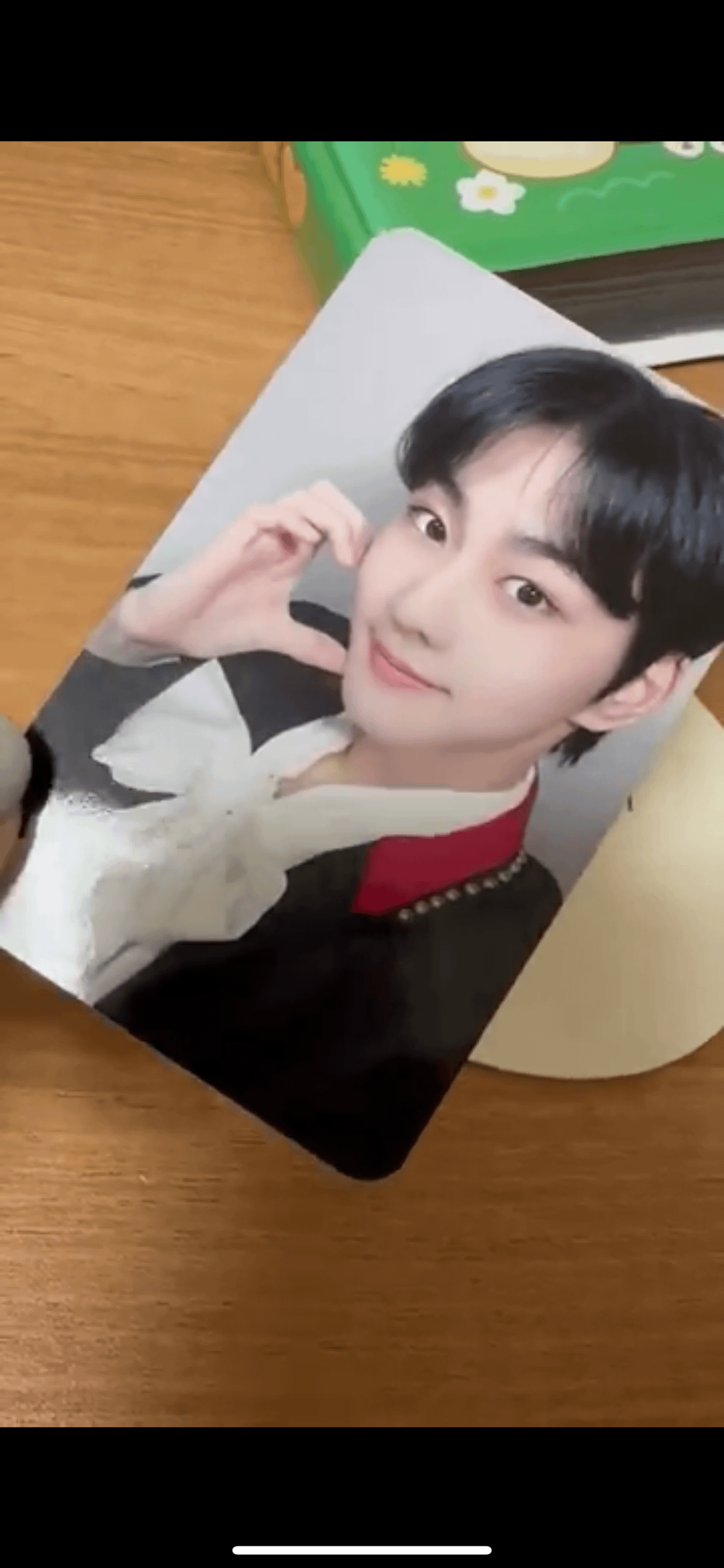 Is this broadcast photocard authentic?