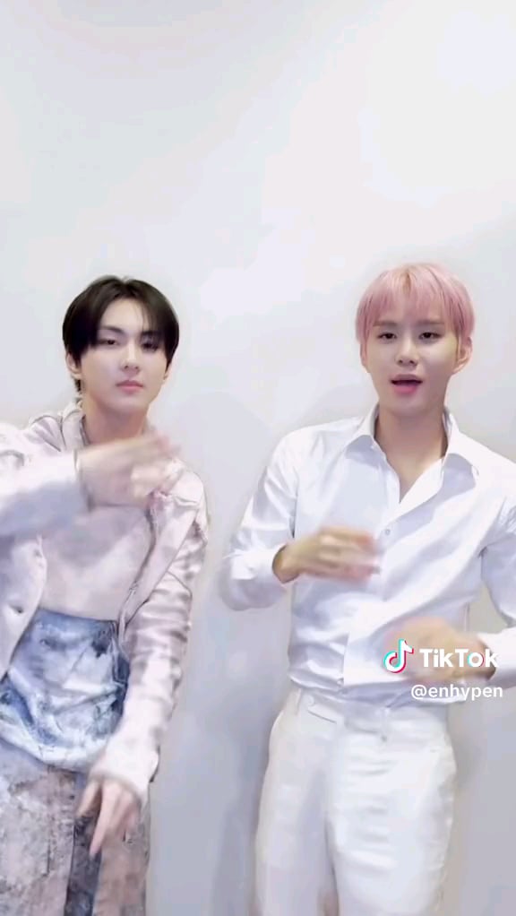 240724 Tiktok: Jungwon with NCT127 Jungwoo