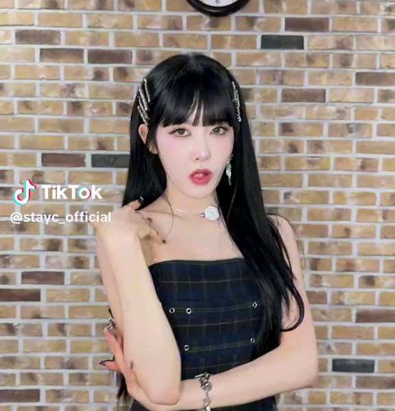 240720 STAYC Tiktok: Sieun with Jay