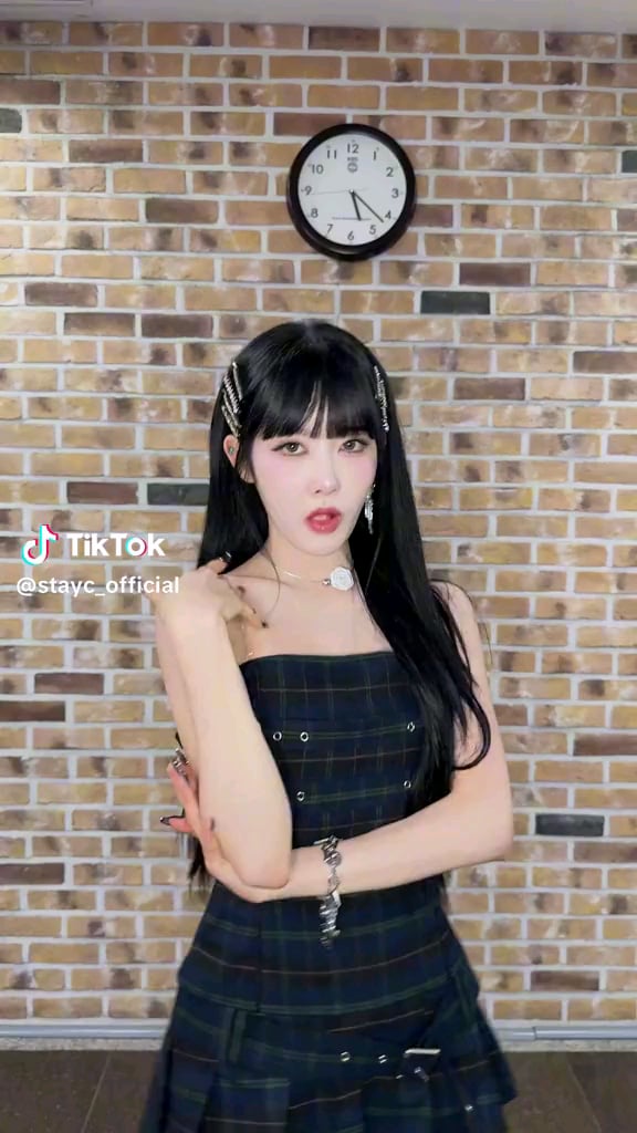 240720 STAYC Tiktok: Sieun with Jay