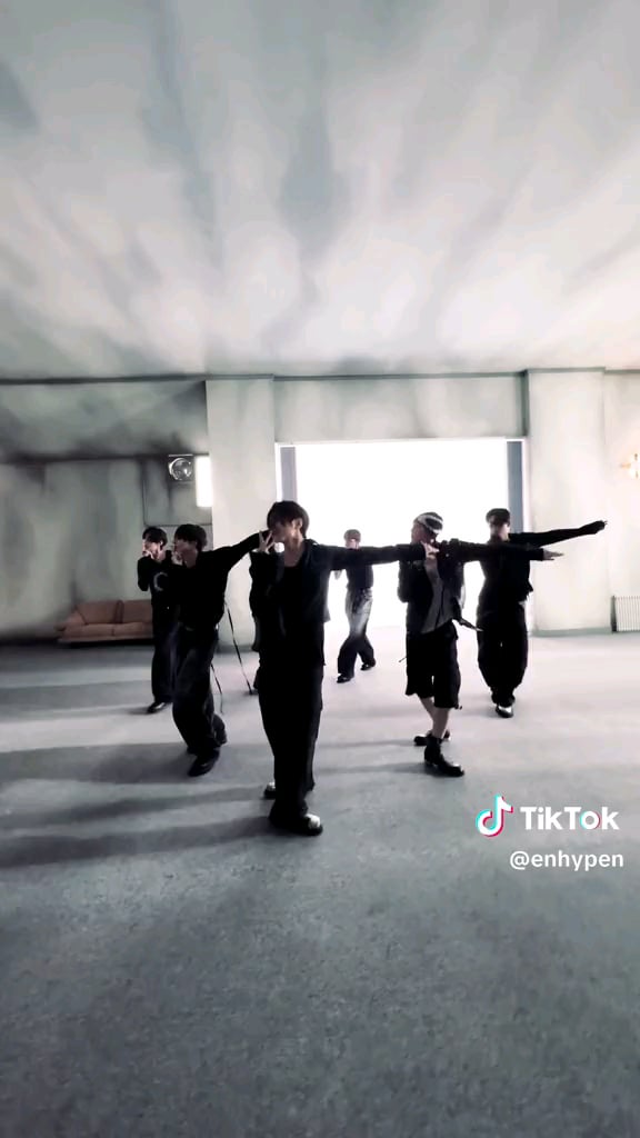 240713 Tiktok: ENHYPEN