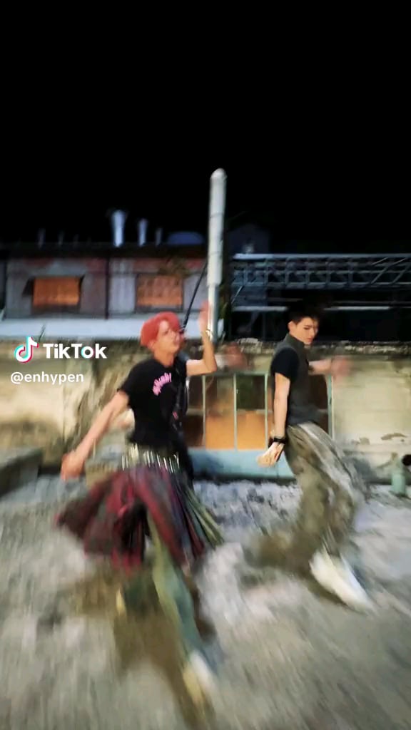 240805 Tiktok: Heeseung, Jay, Ni-ki