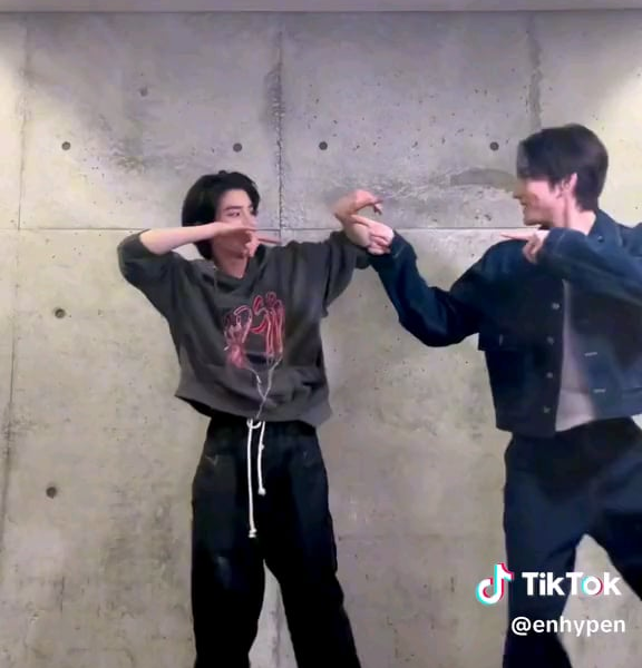 240902 Tiktok: Jake & Jungwon