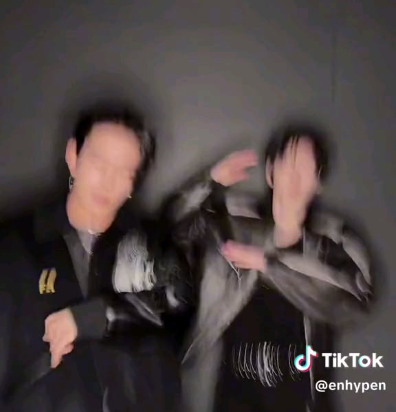 240929 Tiktok: Heeseung & Sunghoon