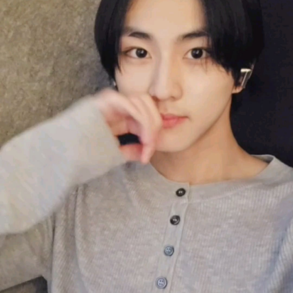 240921 Weverse Moment: Jungwon