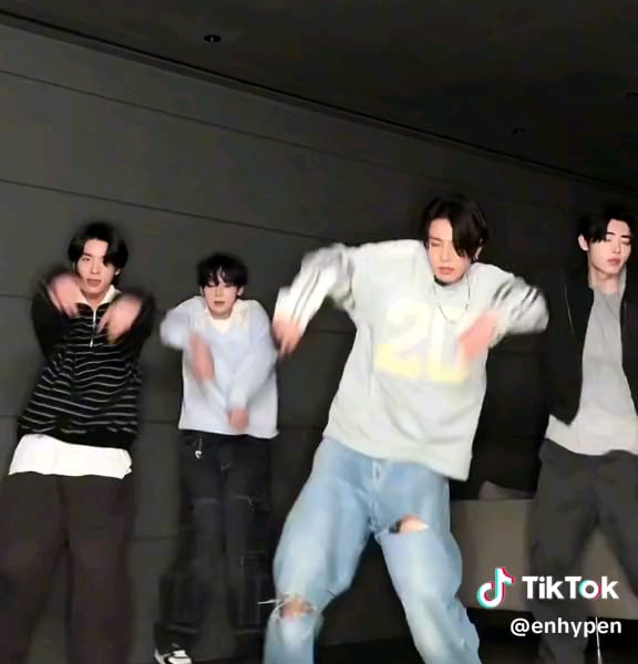 241004 Tiktok: Jake, Sunoo, Heeseung, Sunghoon