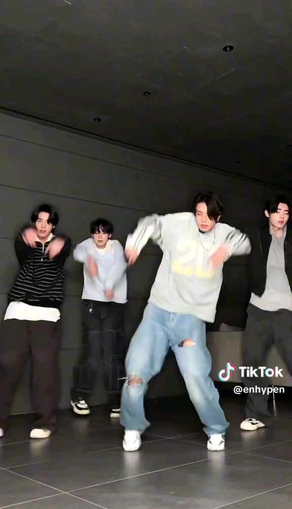 241004 Tiktok: Jake, Sunoo, Heeseung, Sunghoon